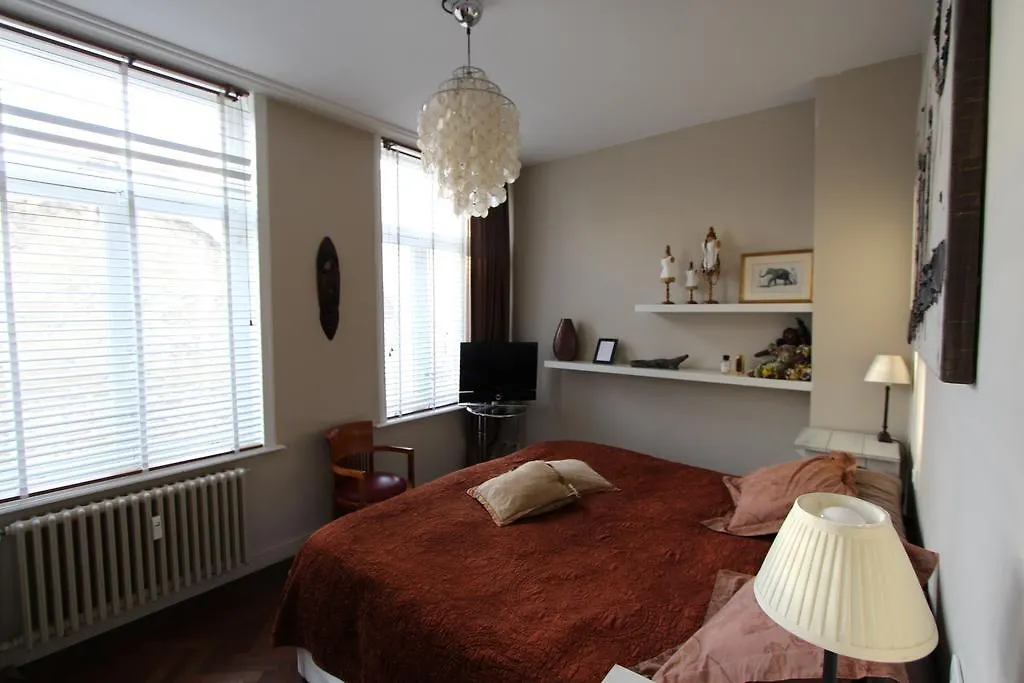 One Room contacts